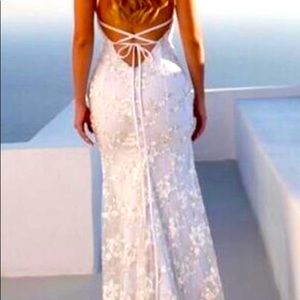 Wedding dress
